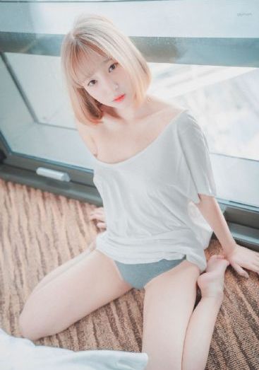 年轻母亲电影_BD英语免费全集观看